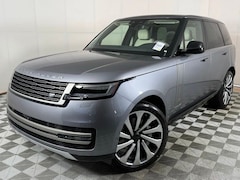 2026 Land Rover Range Rover SE SUV