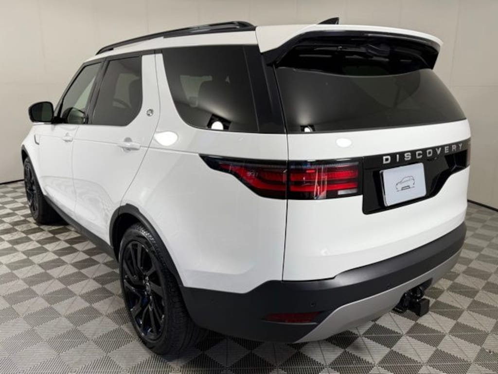 New 2025 Land Rover Discovery S SUV