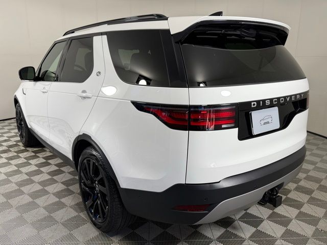 2025 Land Rover Discovery S photo 4