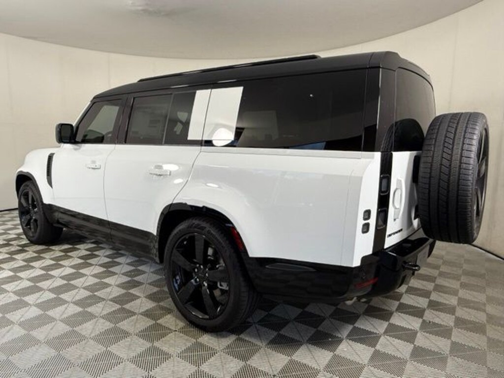 New 2026 Land Rover Defender 130 X-Dynamic SE SUV