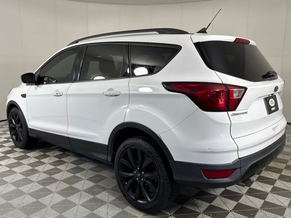 Used 2019 Ford Escape SE SUV