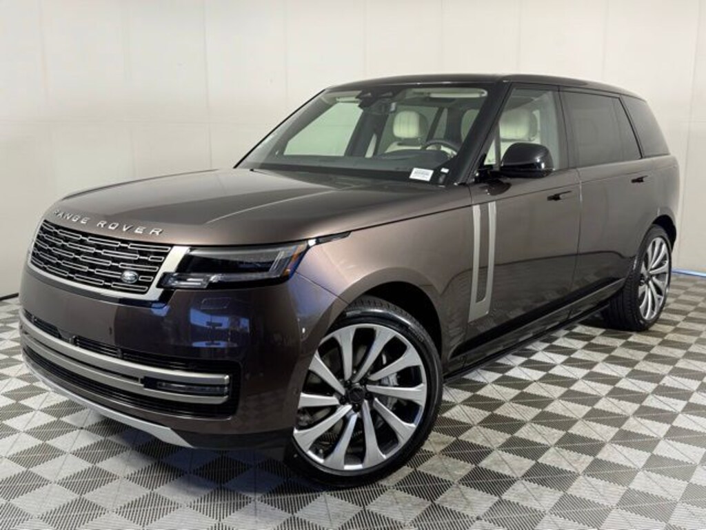 New 2026 Land Rover Range Rover SE LWB 7-Seats / V8 Long Wheel Base