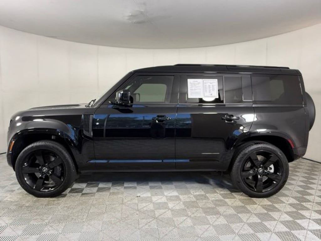 Certified 2025 Land Rover Defender 110 X-Dynamic SE SUV