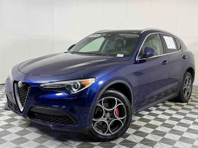 2019 Alfa Romeo Stelvio Ti Lusso's photo