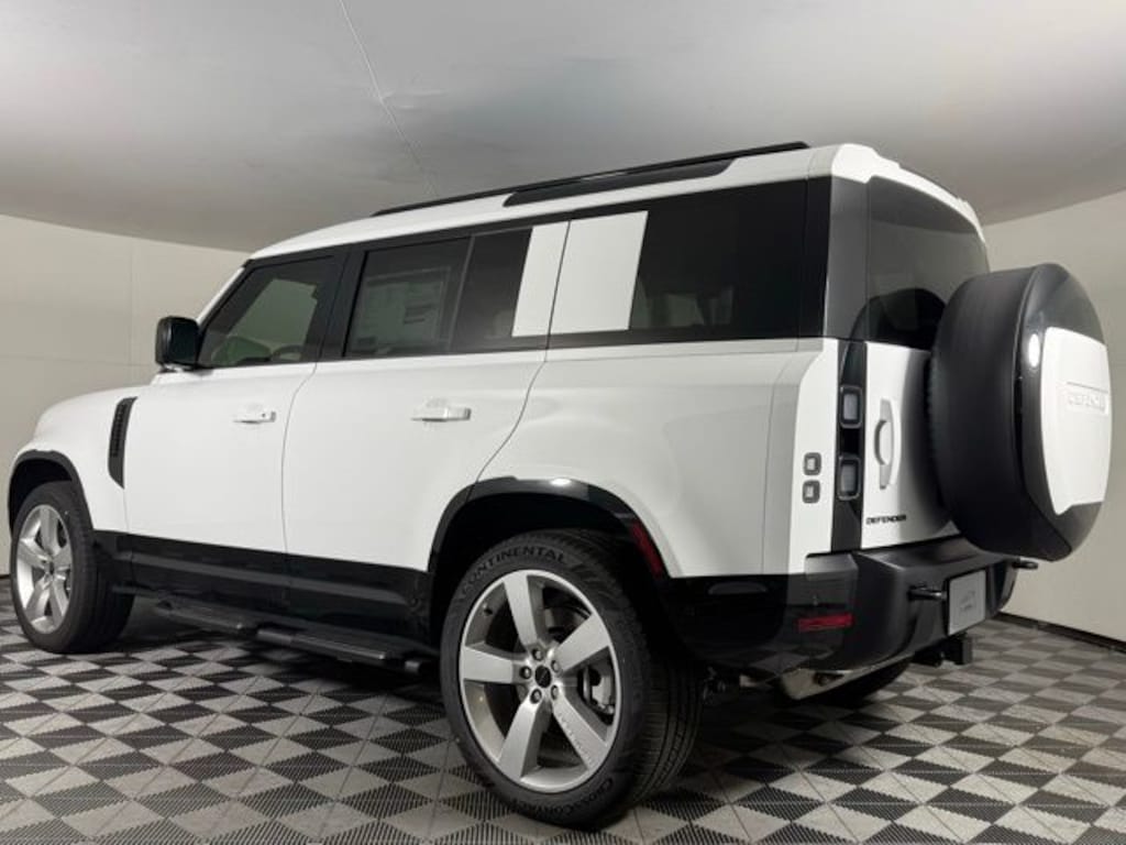 New 2026 Land Rover Defender 110 X-Dynamic SE SUV