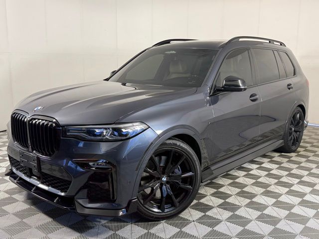 2019 BMW X7 xDrive50i's photo