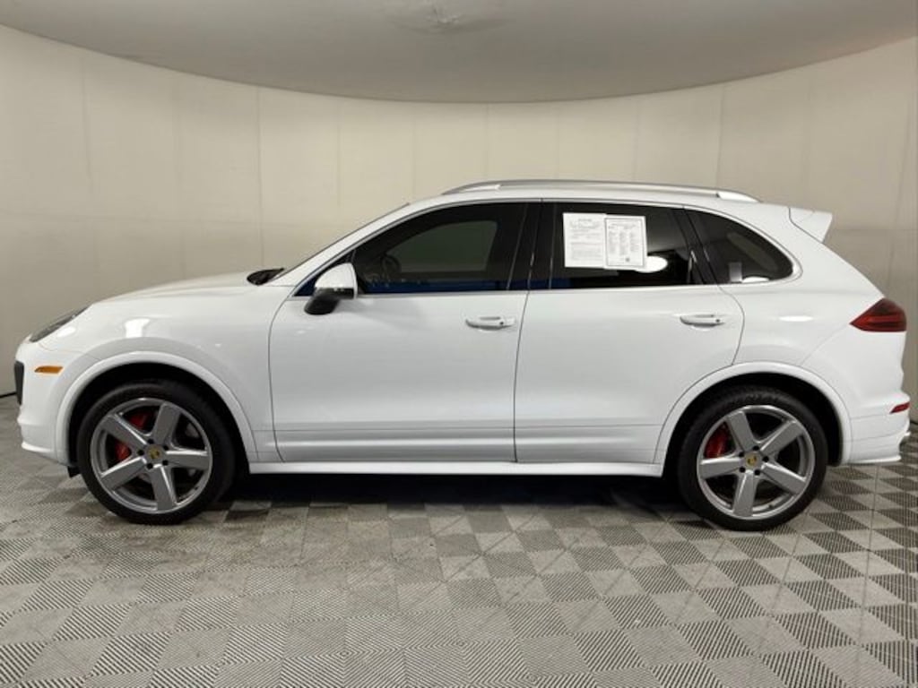 Used 2018 Porsche Cayenne Turbo SUV
