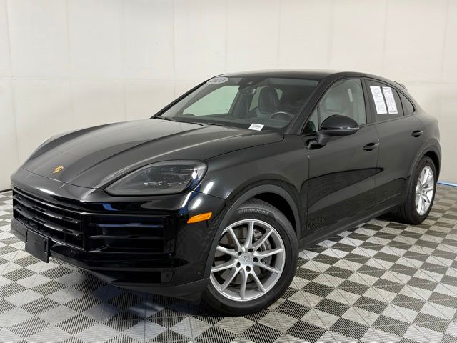 2024 Porsche Cayenne -'s photo