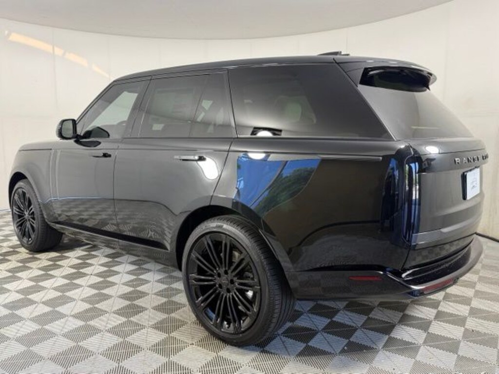 New 2026 Land Rover Range Rover SE SUV