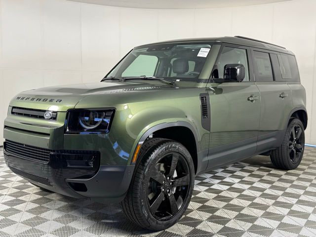 2026 Land Rover Defender 110 S P300's photo