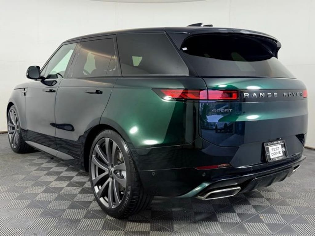 New 2025 Land Rover Range Rover Sport Dynamic SE SUV