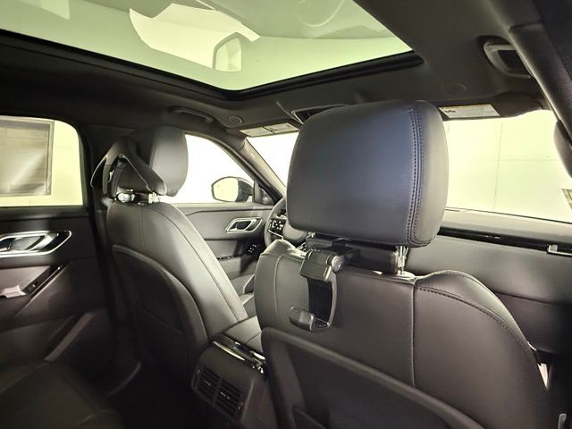 2026 Land Rover Range Rover Velar S - Photo 31