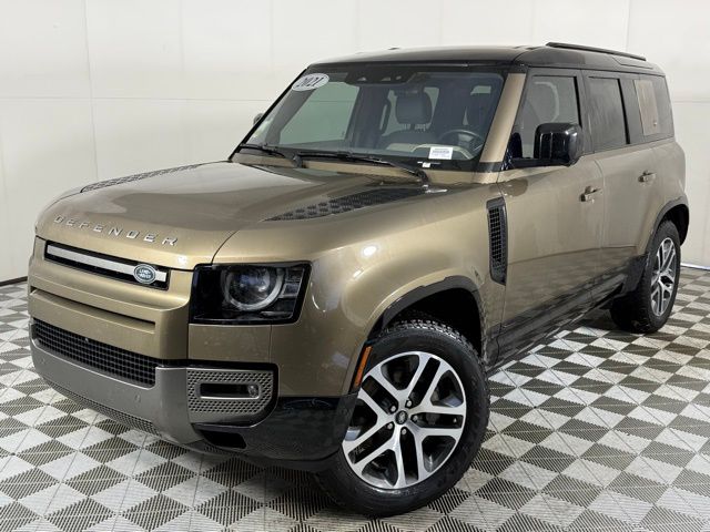 2021 Land Rover Defender X-Dynamic SE's photo
