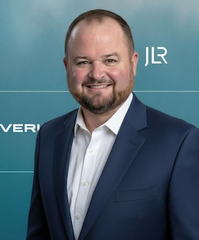 Staff member David Wardlaw from ID_43189e6541b9