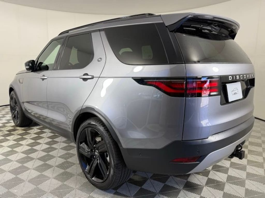 New 2025 Land Rover Discovery S SUV