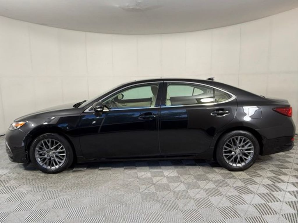 Used 2018 Lexus ES 350 Sedan