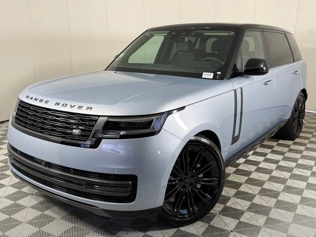 2026 Land Rover Range Rover 3.0 SE LWB 7's photo