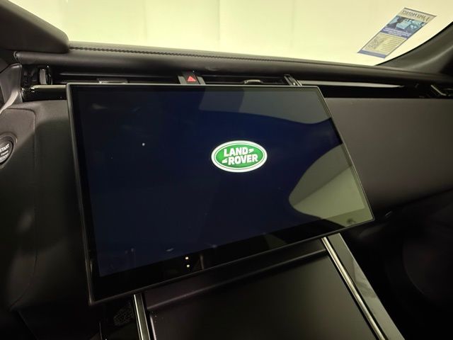 2026 Land Rover Range Rover Velar Dynamic SE - Photo 17