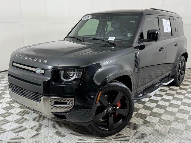 2024 Land Rover Defender X's photo