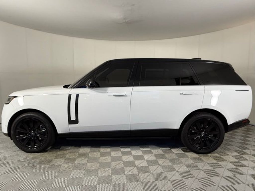 Used 2023 Land Rover Range Rover SE Long Wheel Base