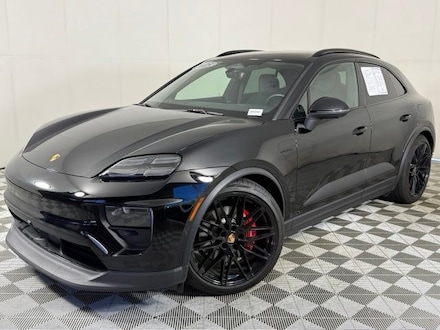 2025 Porsche Macan Electric 4S SUV