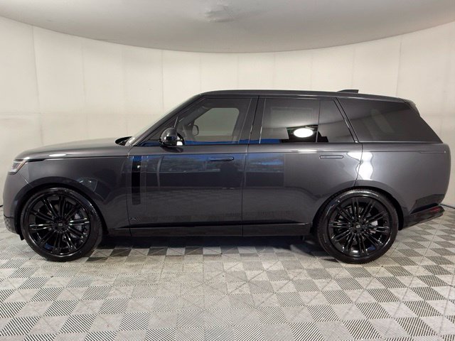 New 2027 Land Rover Range Rover SE SUV