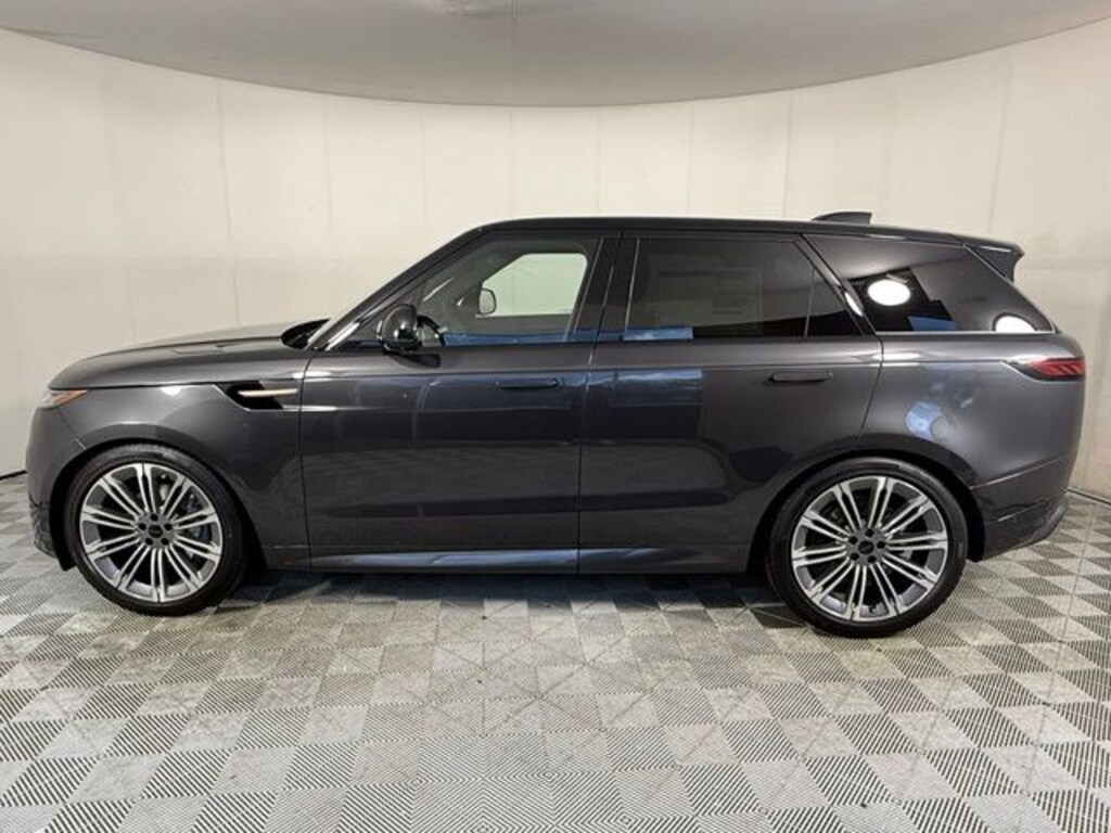 New 2026 Land Rover Range Rover Sport Dynamic SE SUV