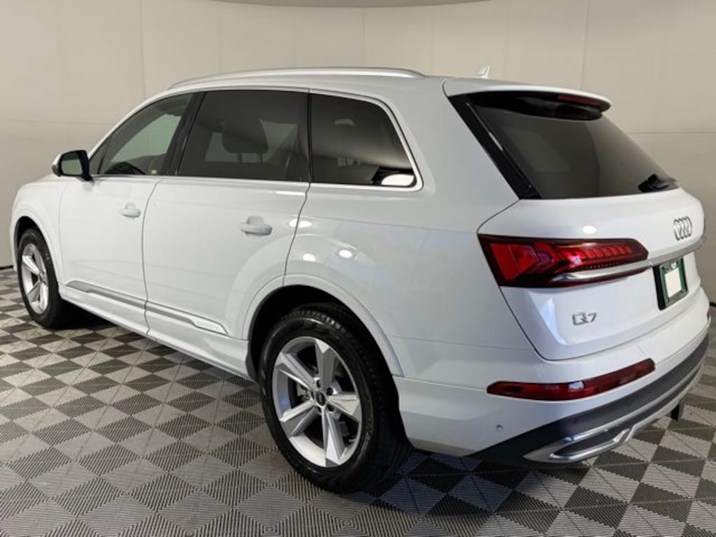 Used 2023 Audi Q7 45 Premium Plus SUV
