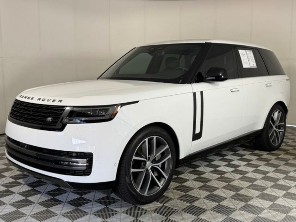 Used 2025 Land Rover Range Rover Plug-In Hybrid SE SUV