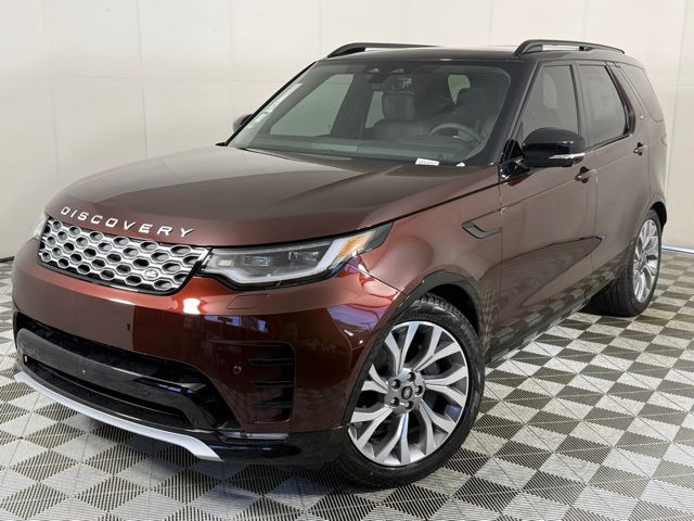 2026 Land Rover Discovery P360 Gemini Edition's photo