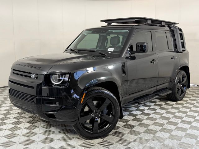 2026 Land Rover Defender 110 X-Dynamic SE P400's photo