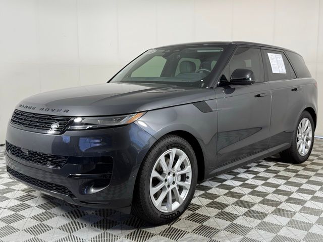 2024 Land Rover Range Rover Sport SE photo 2