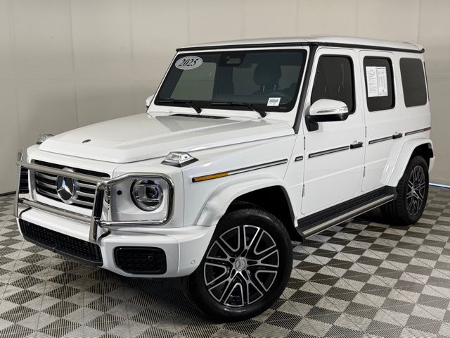 2025 Mercedes-Benz G-Class G 550's photo