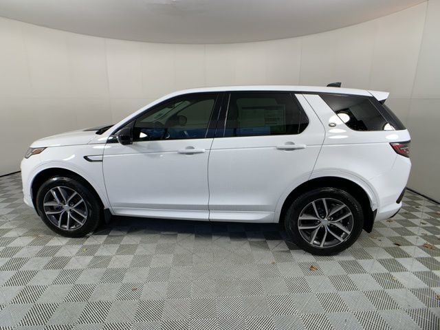 2025 Land Rover Discovery Sport S photo 2