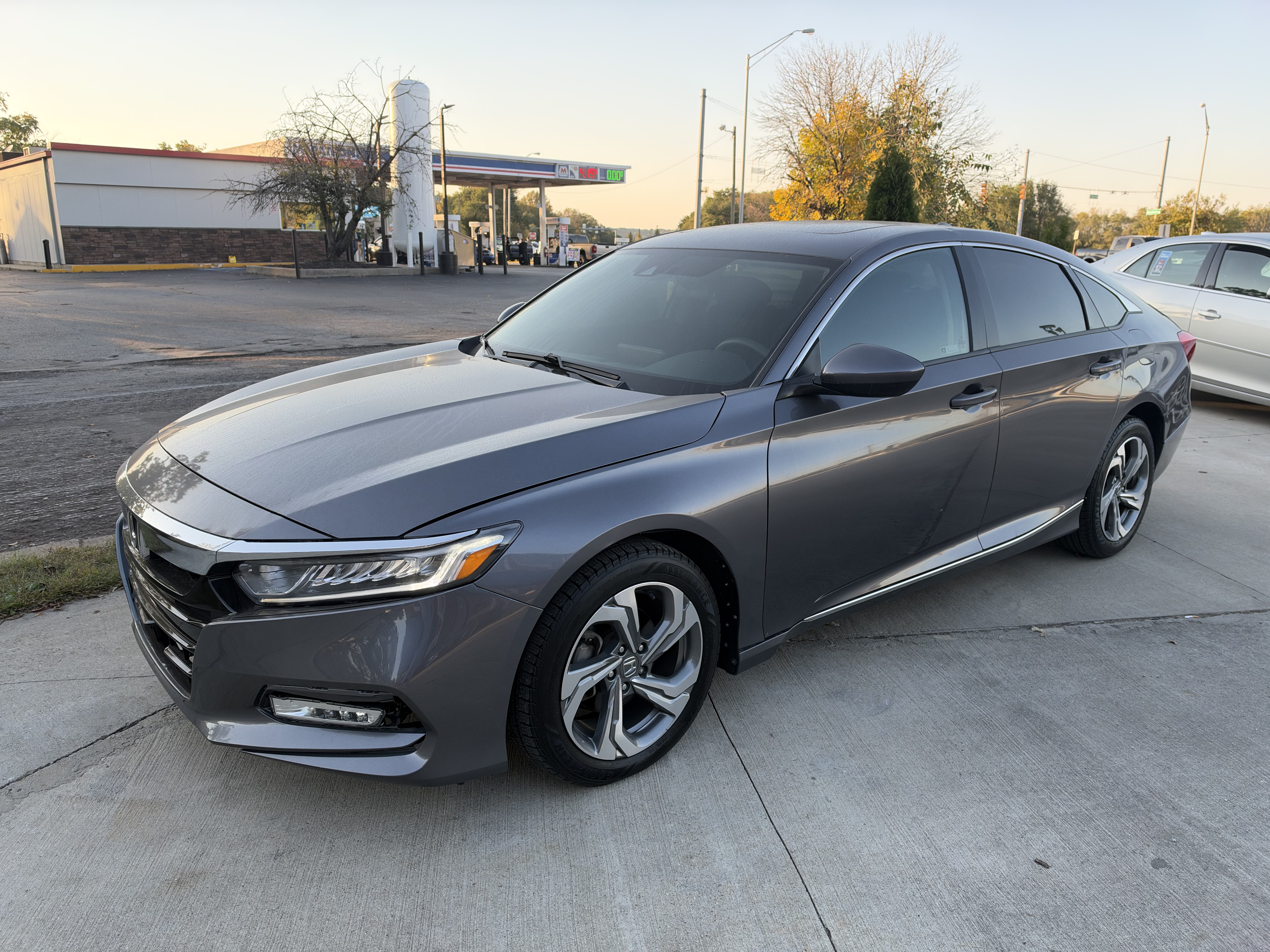 Used 2019 Honda Accord EX Sedan