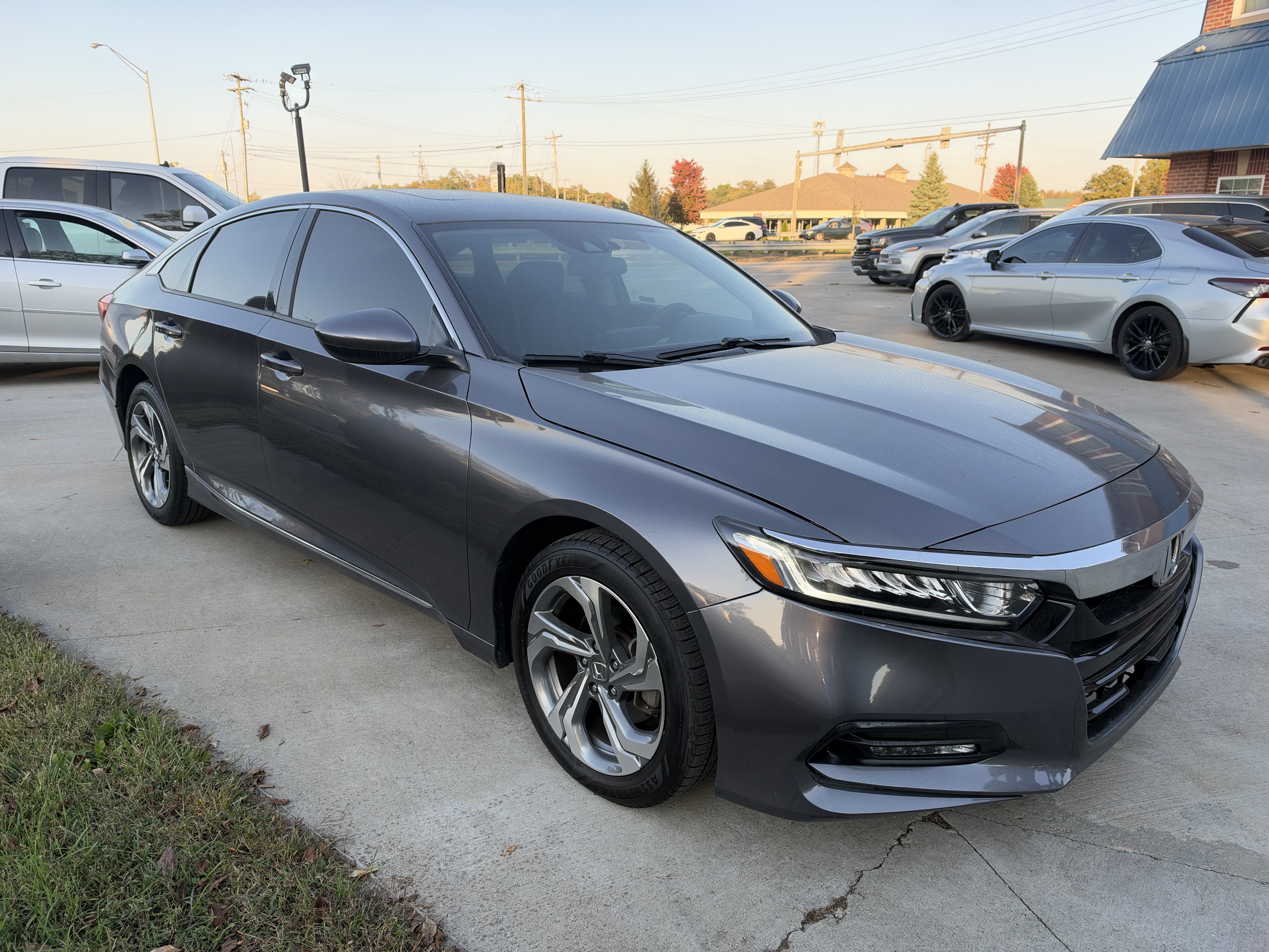 Used 2019 Honda Accord EX Sedan