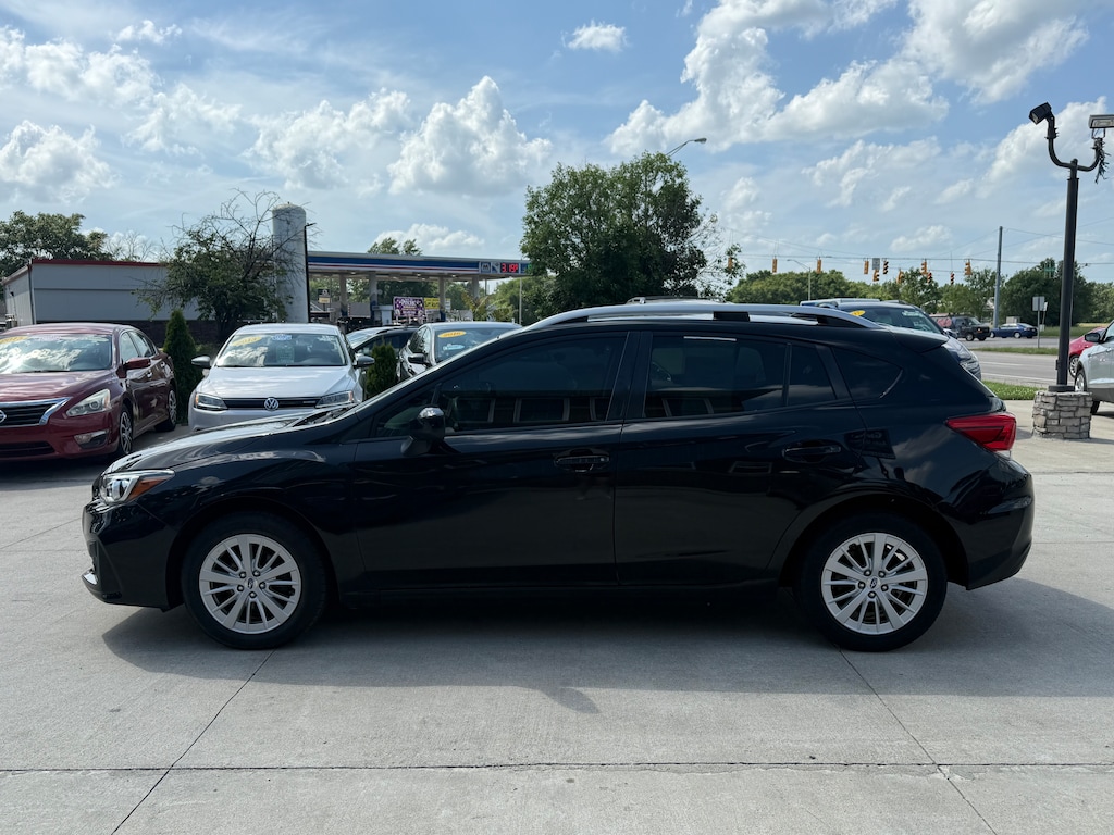 Used 2017 Subaru Impreza 2.0i Premium with EyeSight + BSD/RCTA + SRF + Moon 5-door
