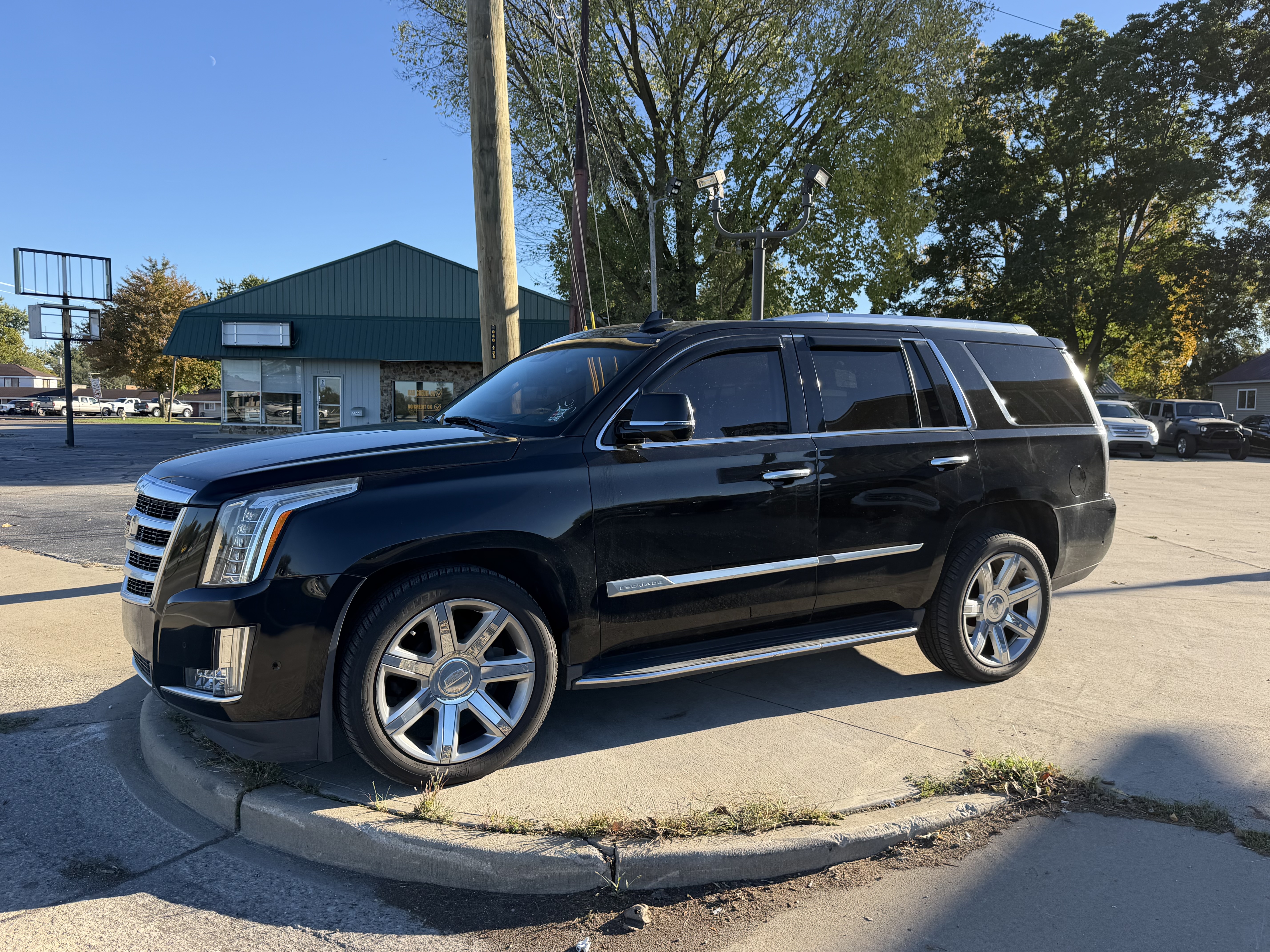 Used 2019 CADILLAC Escalade Luxury SUV