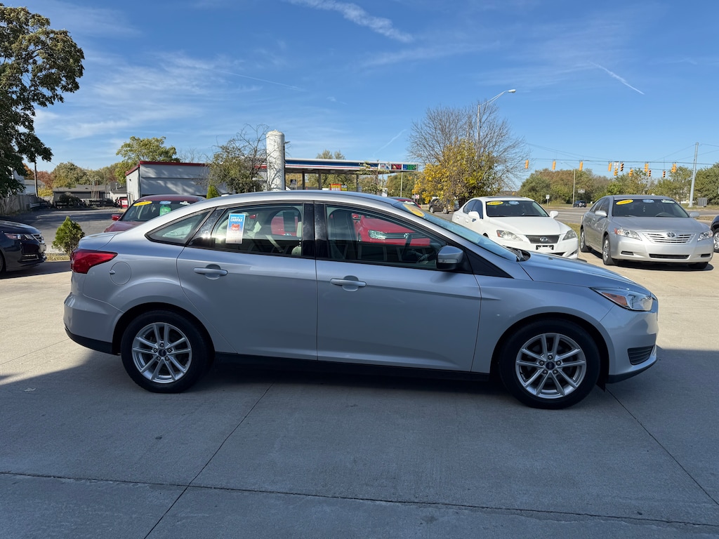 Used 2016 Ford Focus SE Sedan