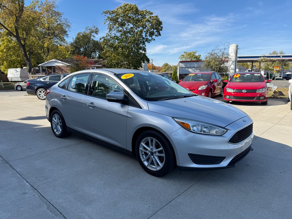 Used 2016 Ford Focus SE Sedan