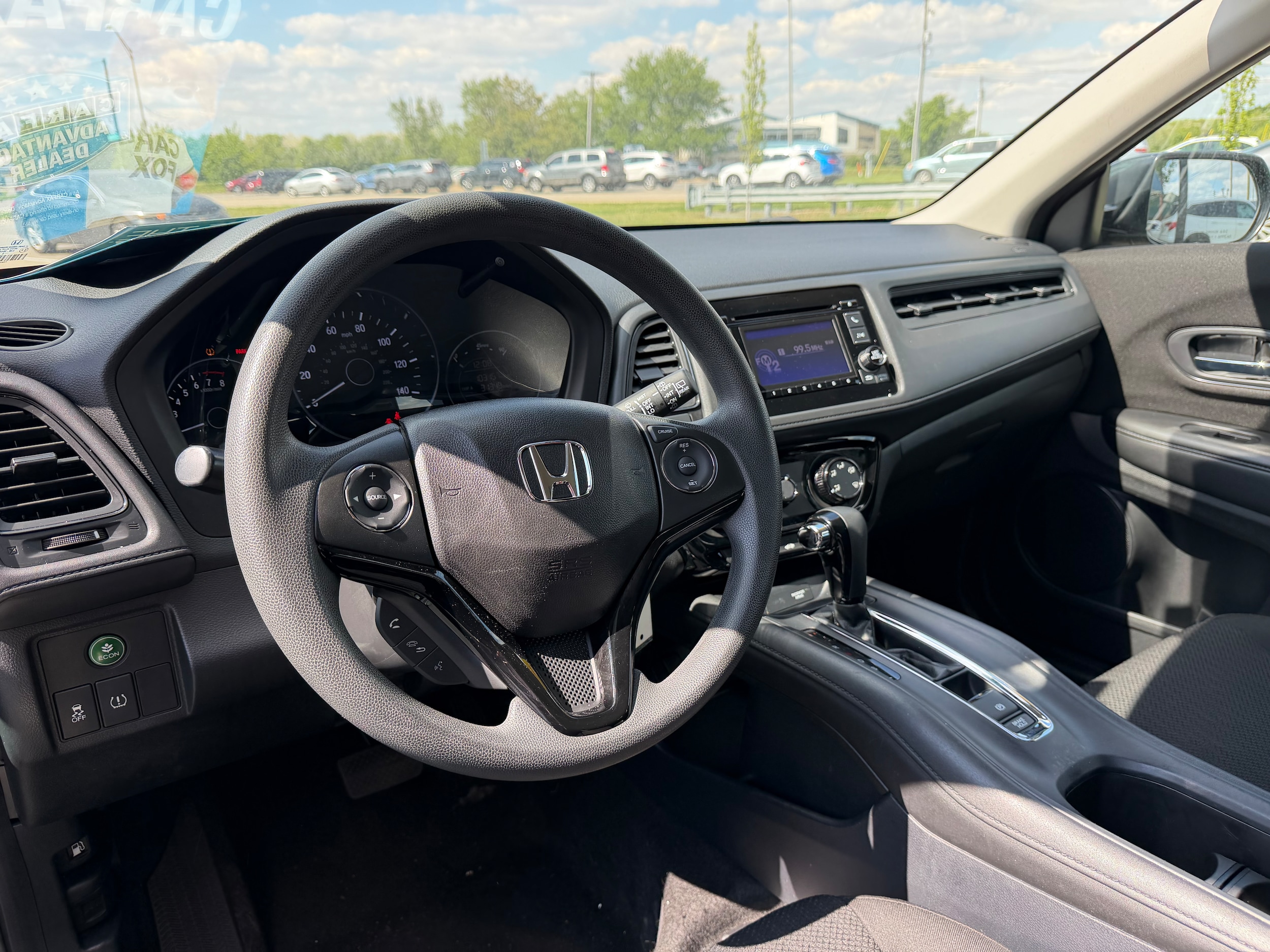 2018 Honda HR-V LX - Photo 9
