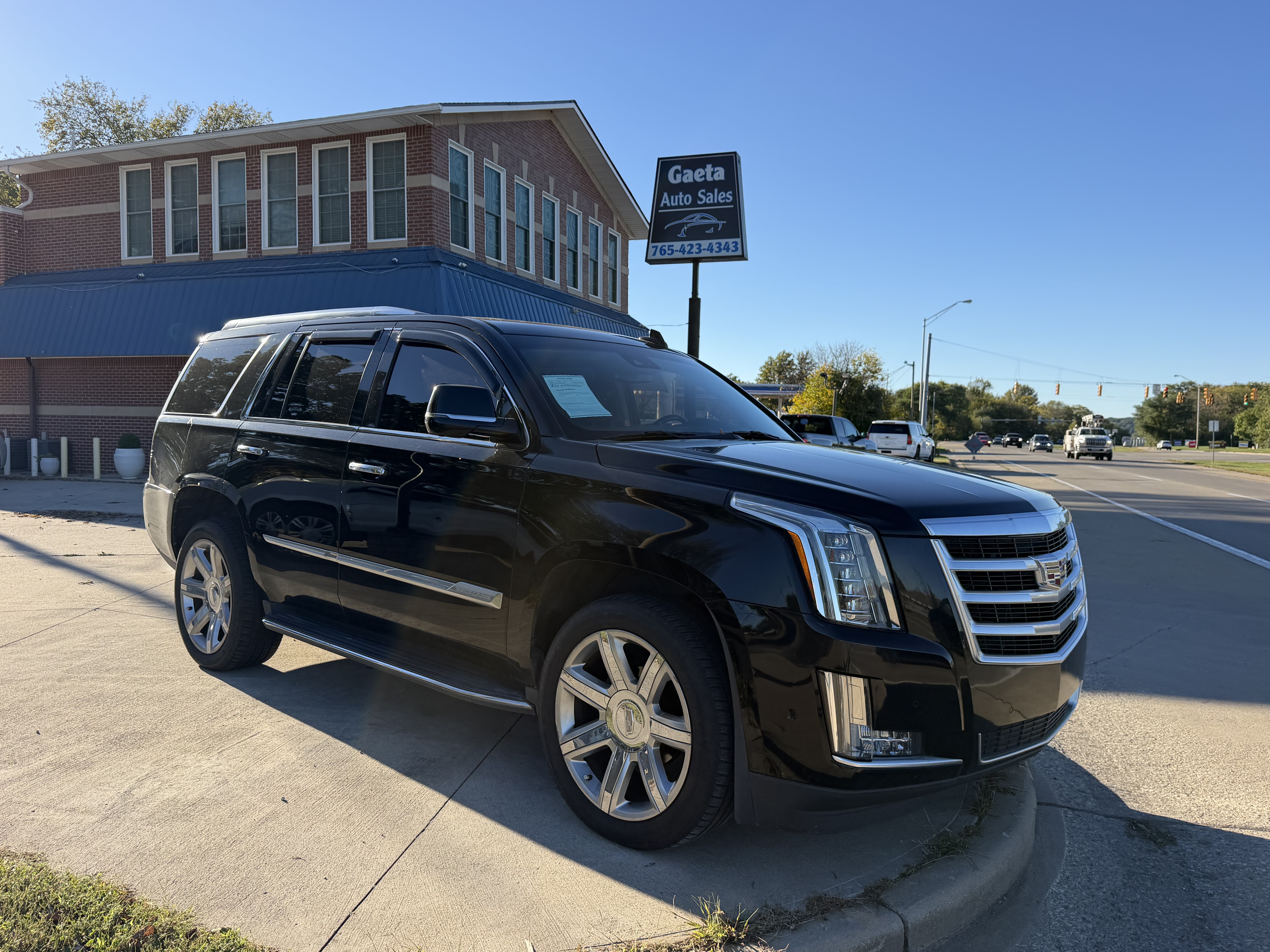 Used 2019 CADILLAC Escalade Luxury SUV