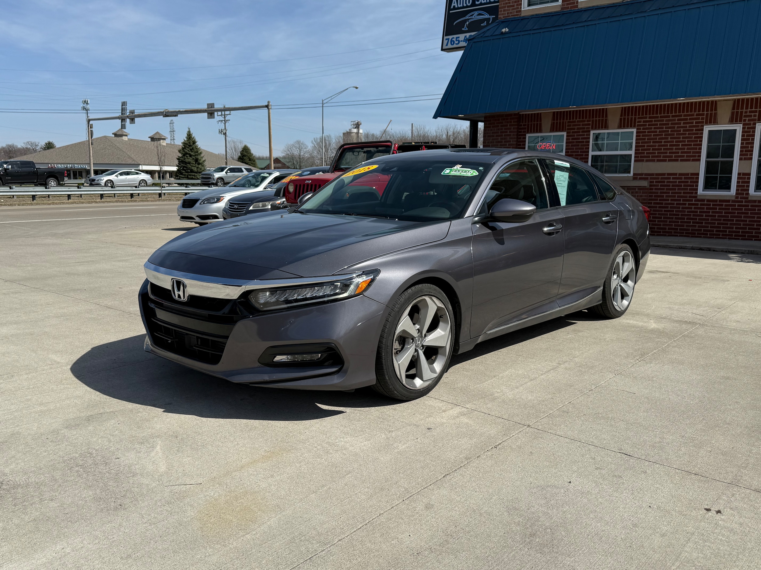 2018 Honda Accord Touring's photo