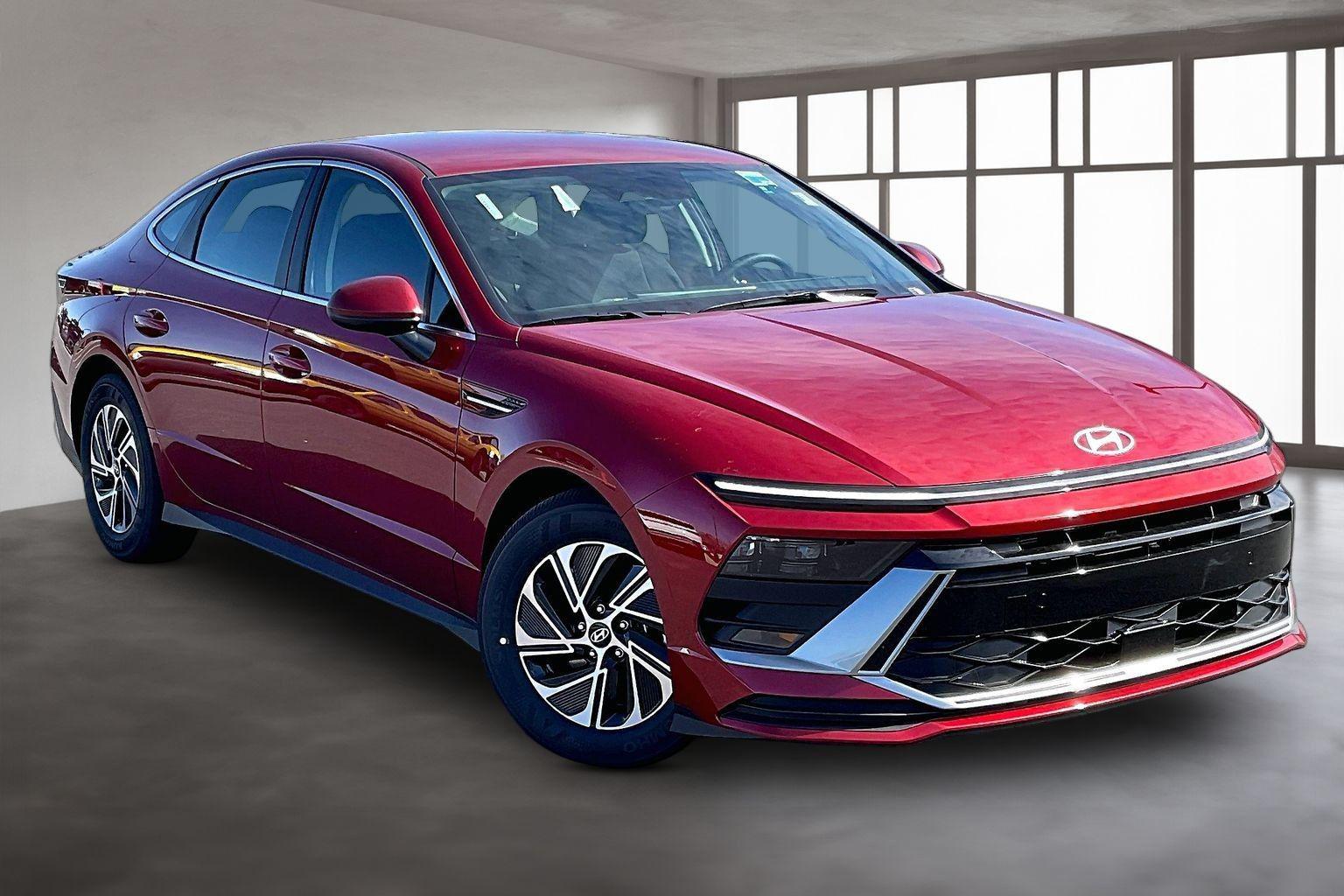 2026 Hyundai Sonata Hybrid Sedan 