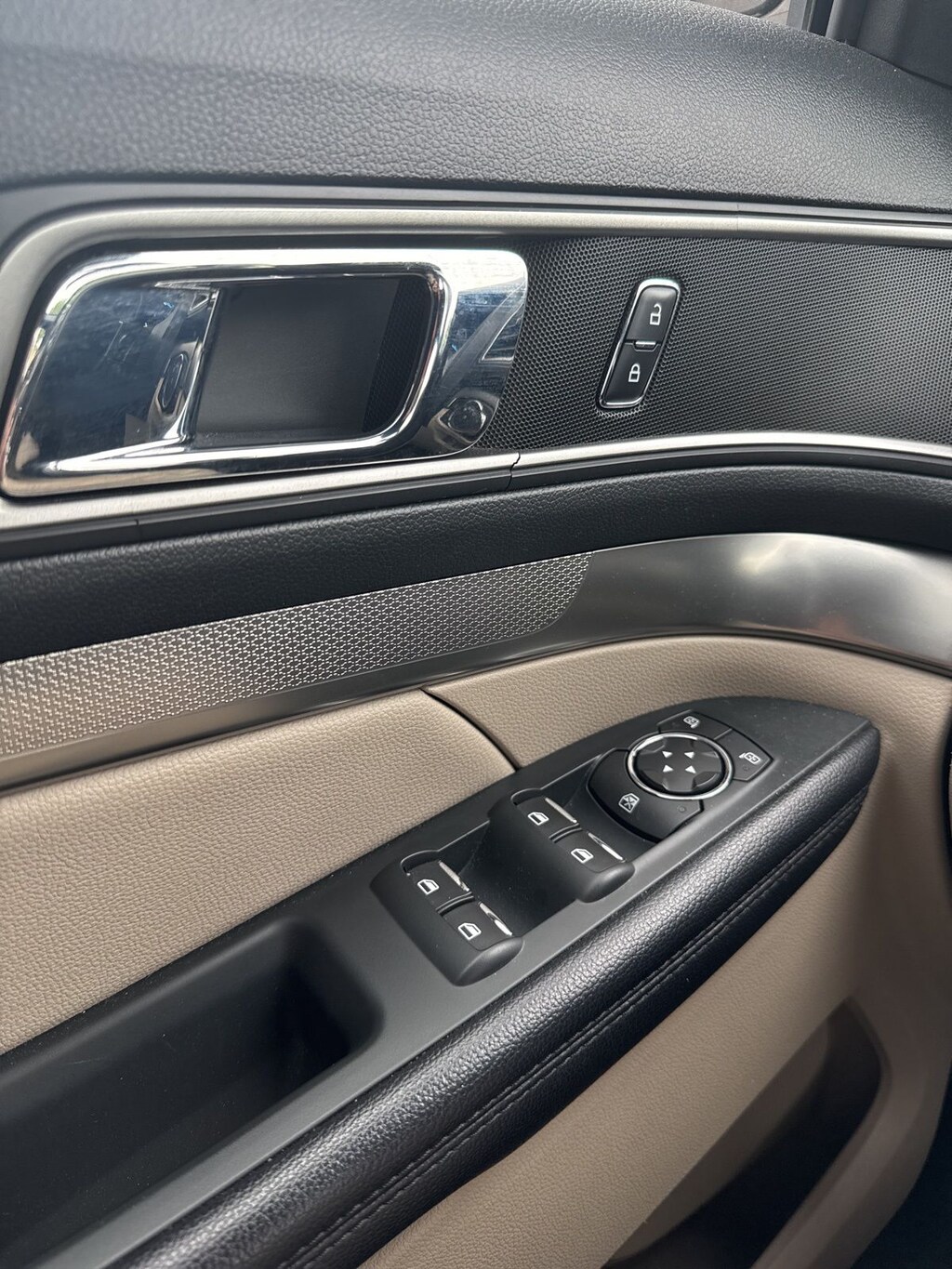 Used 2018 Ford Explorer XLT SUV