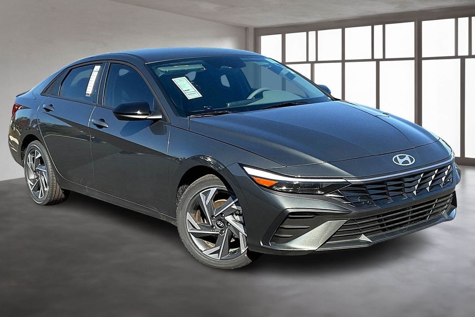 2025 Hyundai Elantra Hybrid Sedan 