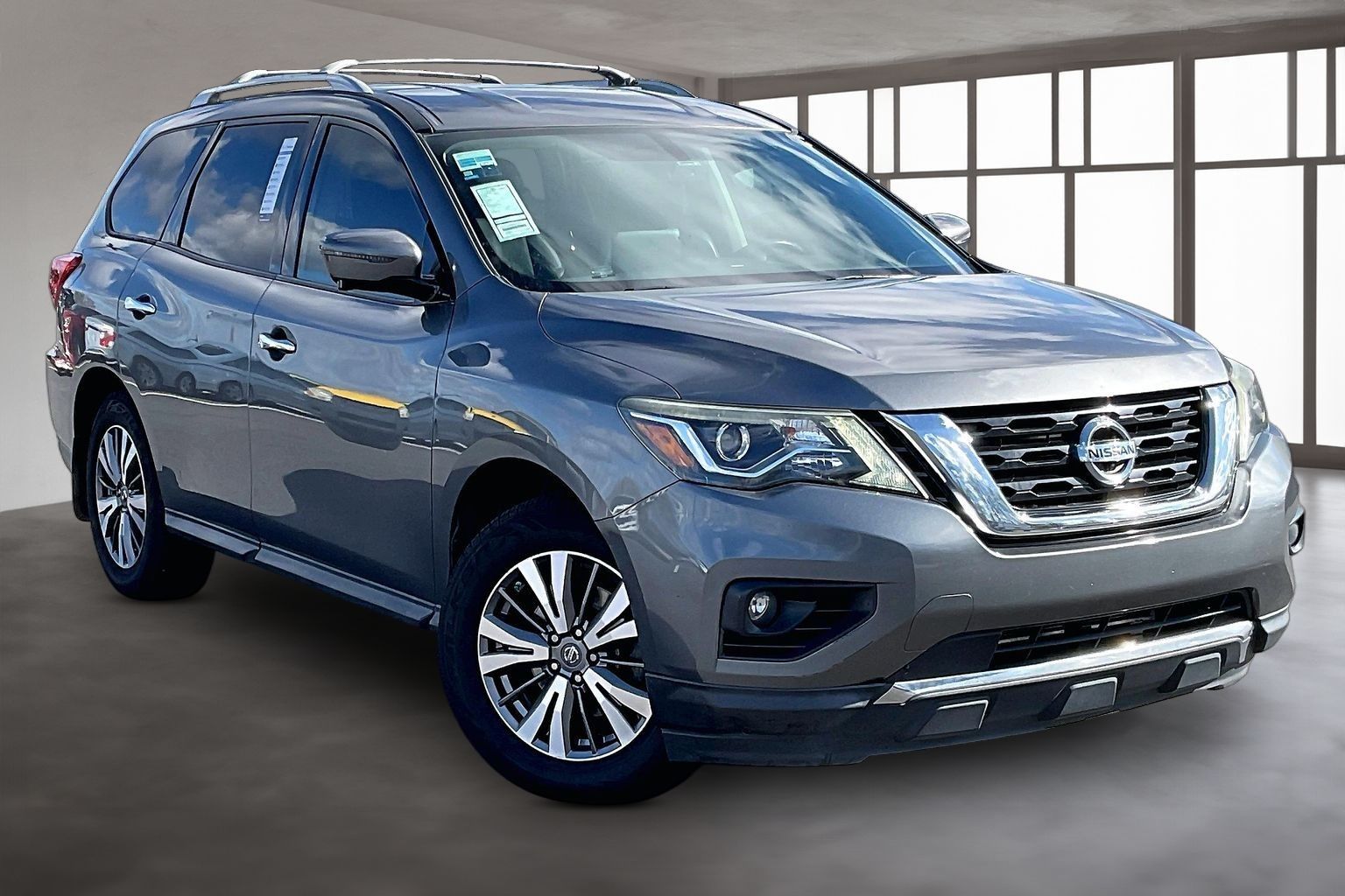 2017 Nissan Pathfinder SL