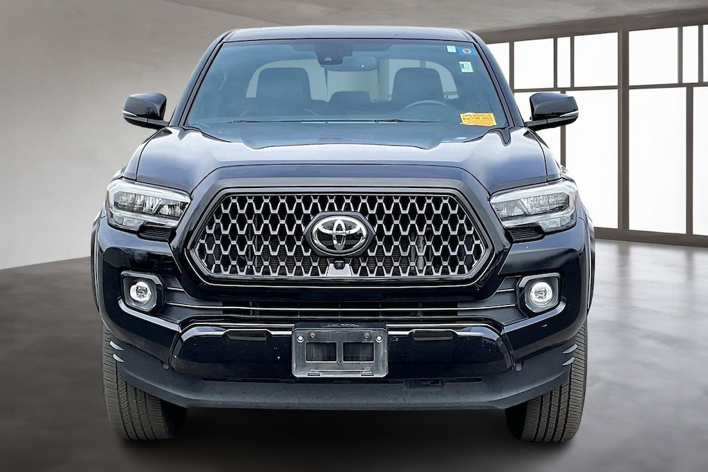 Used 2022 Toyota Tacoma Limited Truck