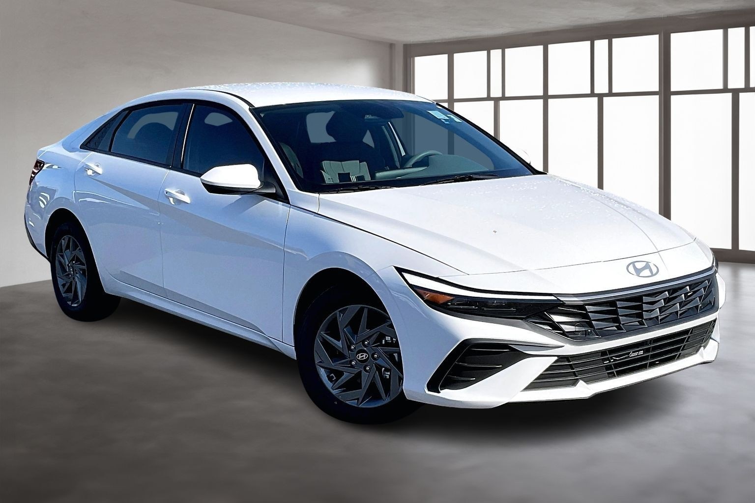 2026 Hyundai Elantra Hybrid Sedan 