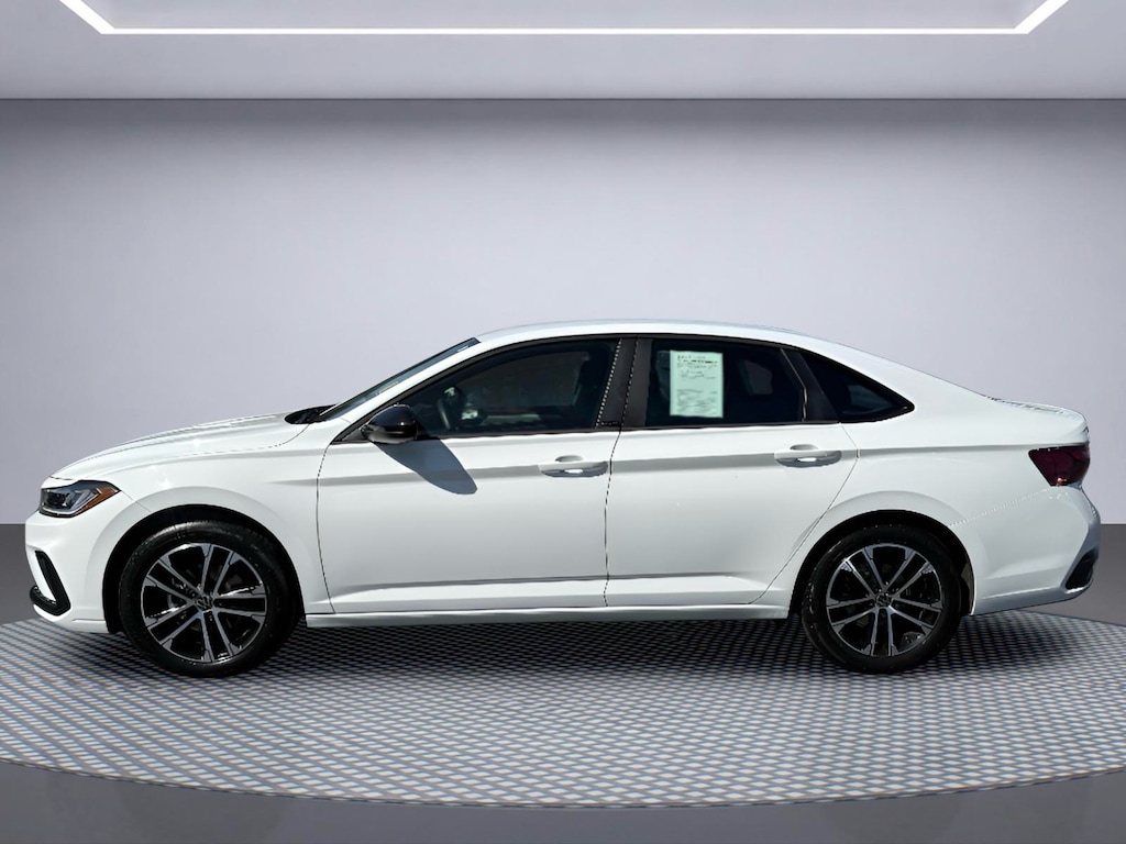 Used 2025 Volkswagen Jetta Sport Sedan